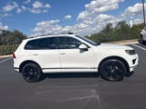 2017 Volkswagen Touareg - Preview 6