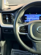 2022 Volvo XC60 - Preview 15