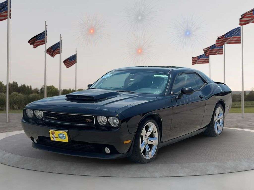 2012 Dodge Challenger - Image 2
