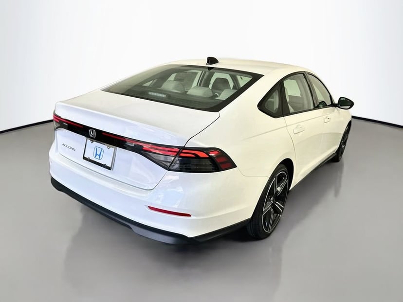 2026 Honda Accord - Image 3