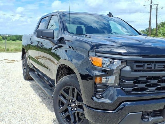 2026 Chevrolet Silverado 1500 - Image 3