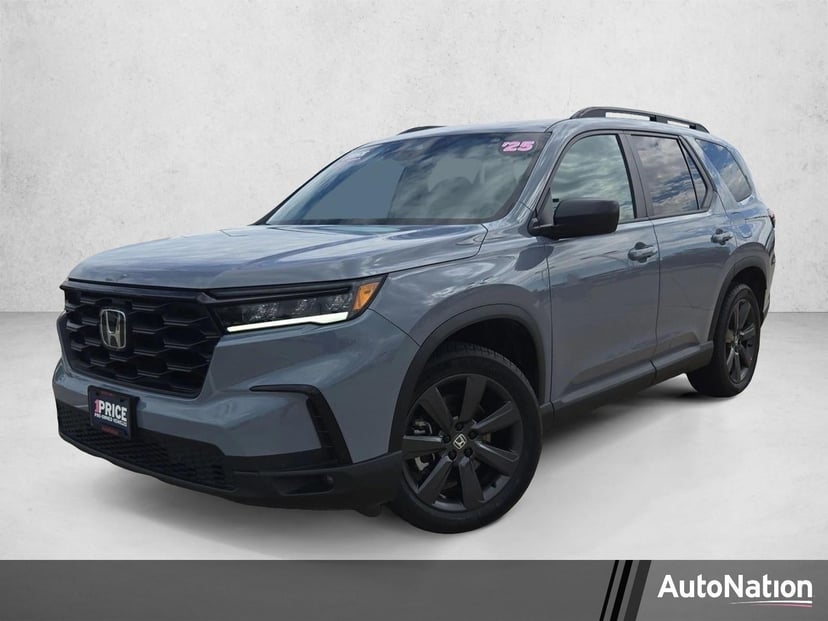 2025 Honda Pilot - Image 2