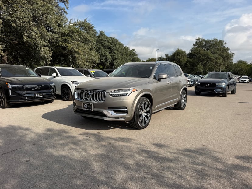 2020 Volvo XC90 - Image 1