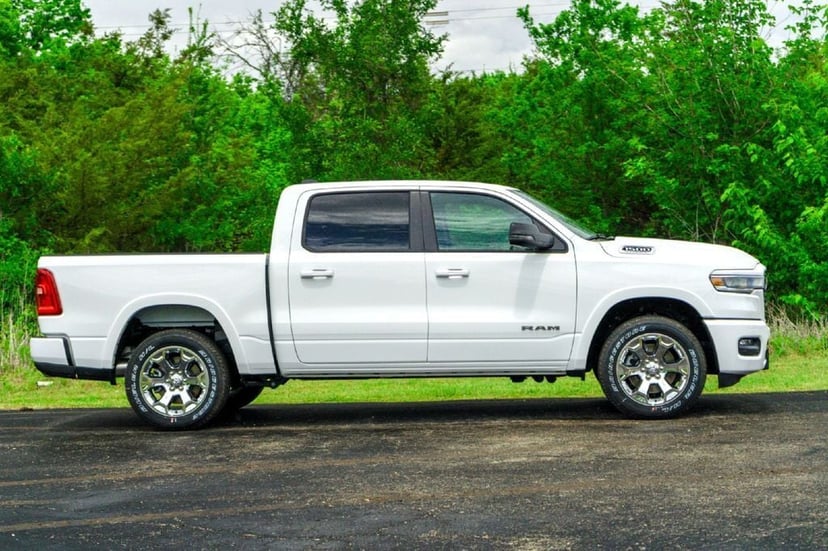 2026 Ram 1500 - Image 2