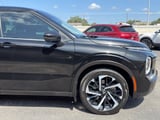2023 Mitsubishi Outlander - Preview 9