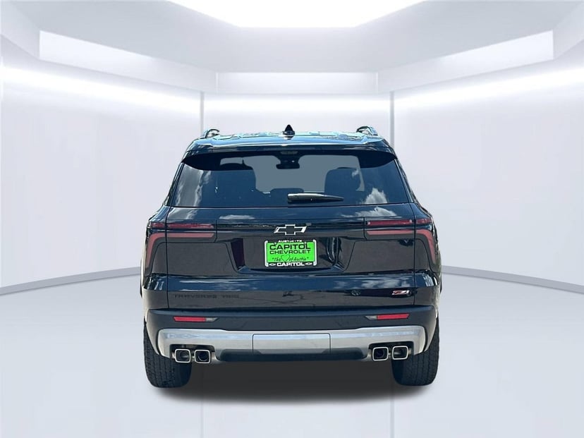 2026 Chevrolet Traverse - Image 3