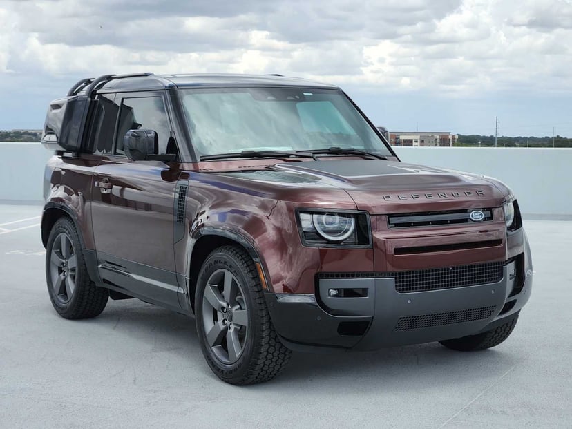 2026 Land Rover Defender - Image 2