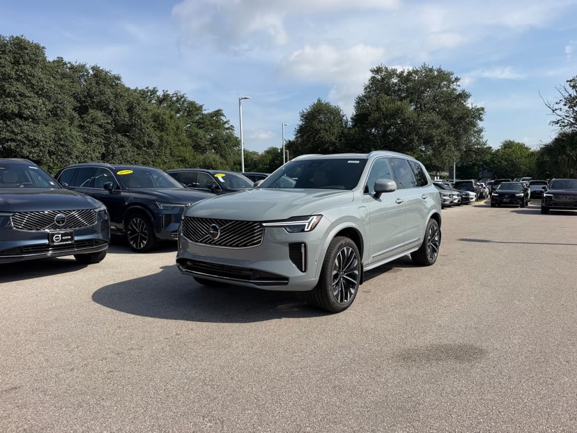 2026 Volvo XC90 - Image 1