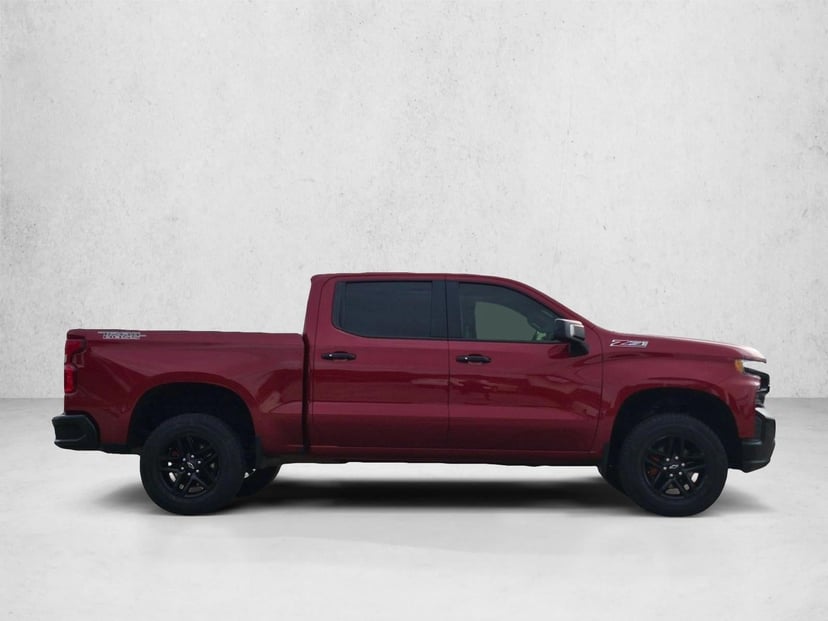 2019 Chevrolet Silverado - Image 2