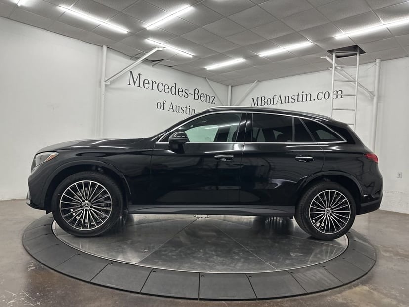 2026 Mercedes-Benz GLC - Image 1