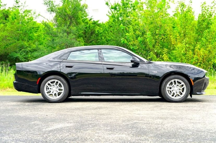 2026 Dodge Charger R/T - Image 3