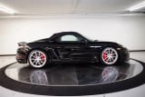 2022 Porsche 718 Spyder - Preview 8