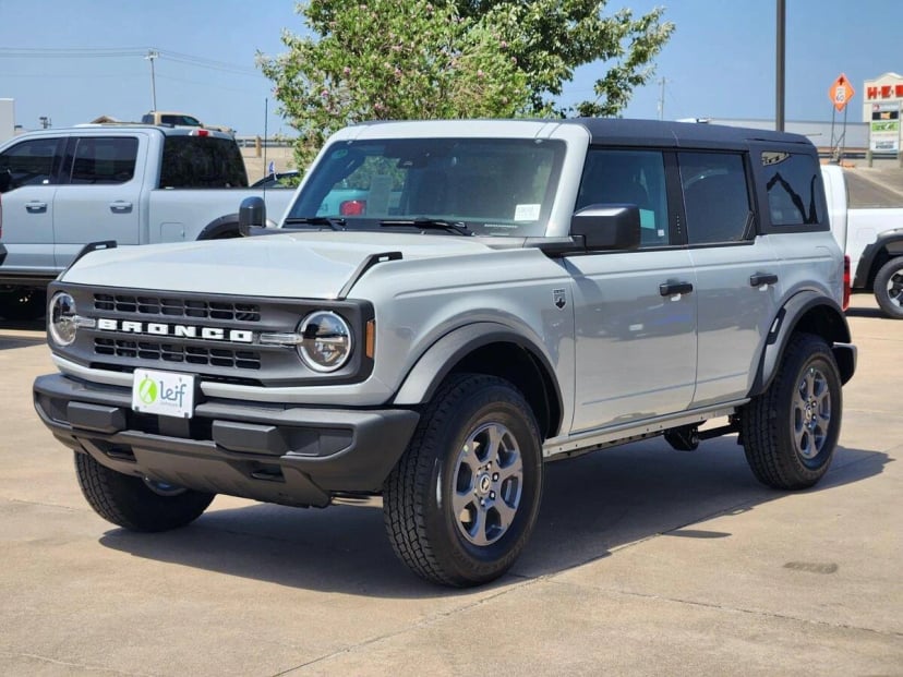 2026 Ford Bronco - Image 1