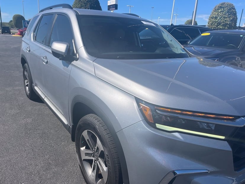 2024 Honda Pilot - Image 1