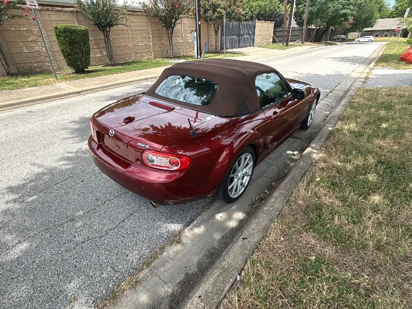 2010 Mazda MX-5 - Image 1