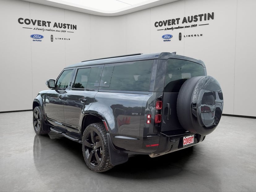 2024 Land Rover Defender - Image 2