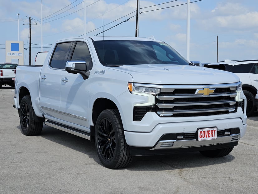 2026 Chevrolet Silverado - Image 2