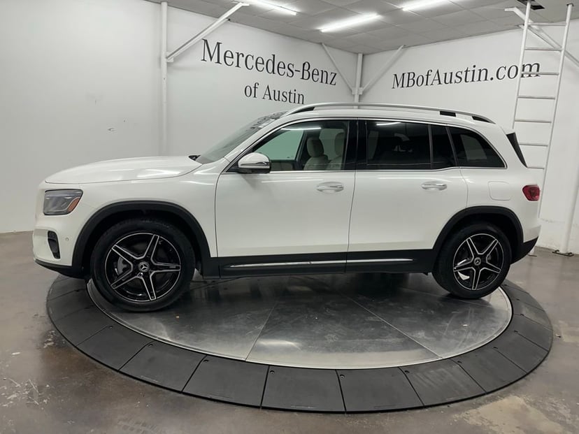 2026 Mercedes-Benz GLB - Image 2