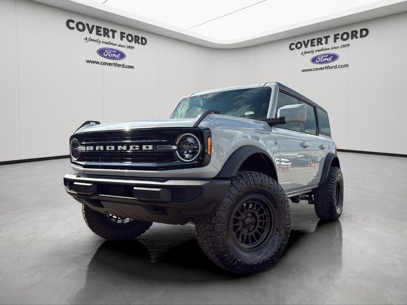 2026 Ford Bronco - Image 1