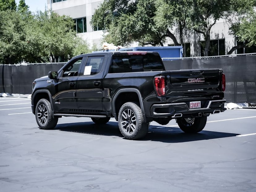 2026 GMC Sierra 1500 - Image 3