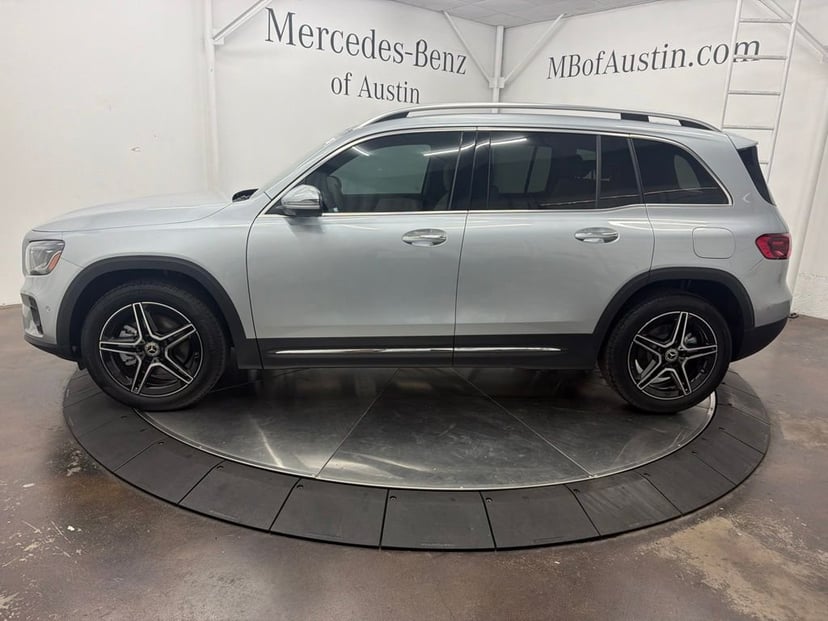 2026 Mercedes-Benz GLB - Image 1