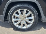 2016 Jeep Cherokee - Preview 10