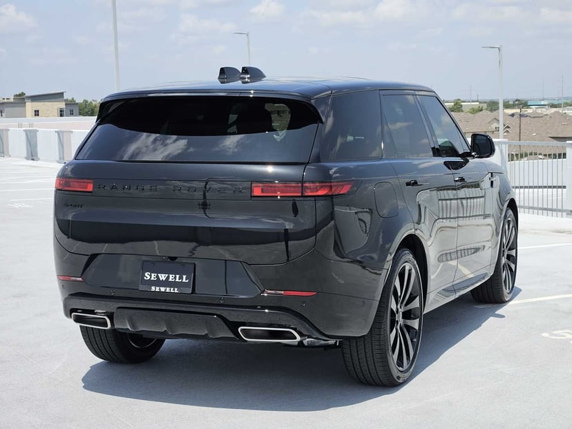 2026 Land Rover Range Rover Sport - Image 3