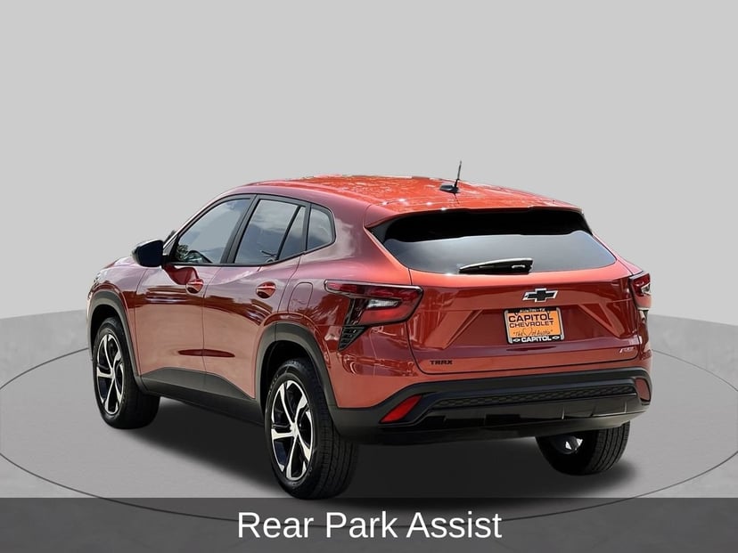 2024 Chevrolet Trax - Image 3
