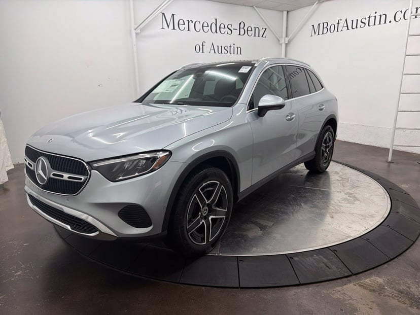 2027 Mercedes-Benz GLC - Image 1