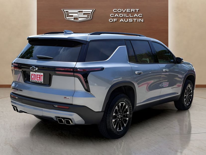 2025 Chevrolet Traverse - Image 3