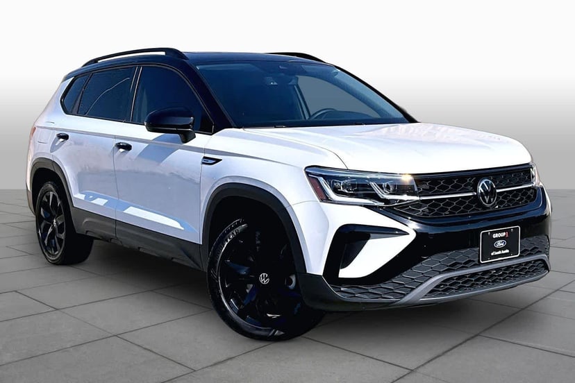 2024 Volkswagen Taos - Image 1