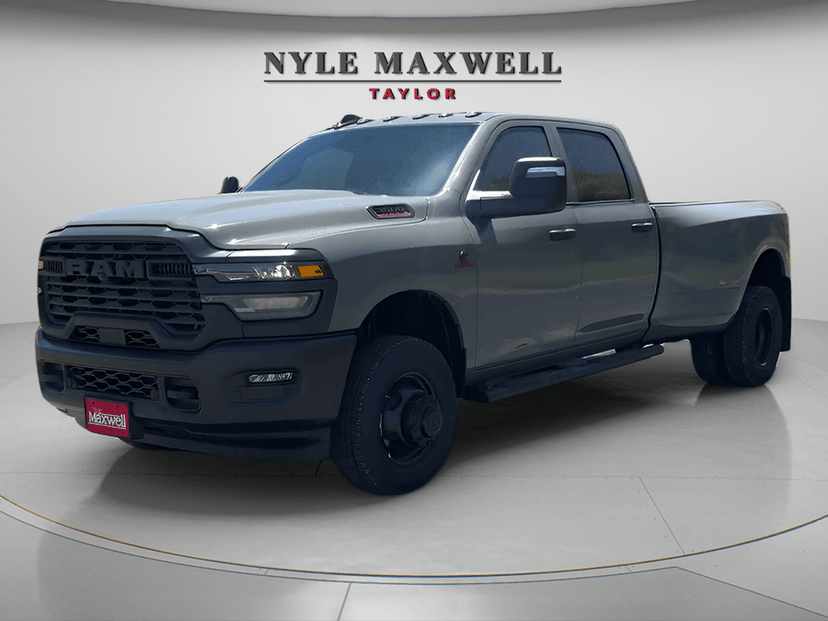 2027 Ram 3500 - Image 1