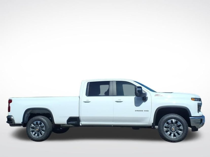 2026 Chevrolet Silverado 3500 HD - Image 1