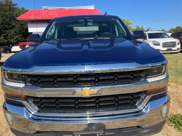 2018 Chevrolet Silverado - Image 2