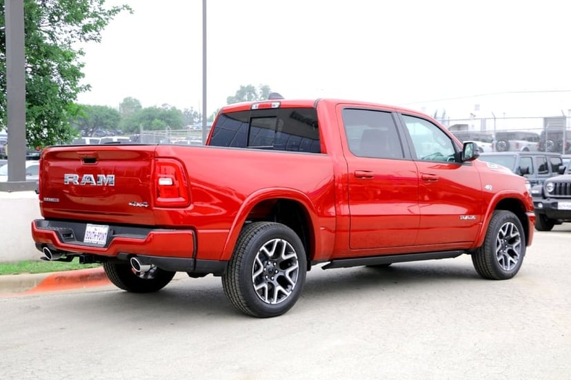 2026 Ram 1500 - Image 2