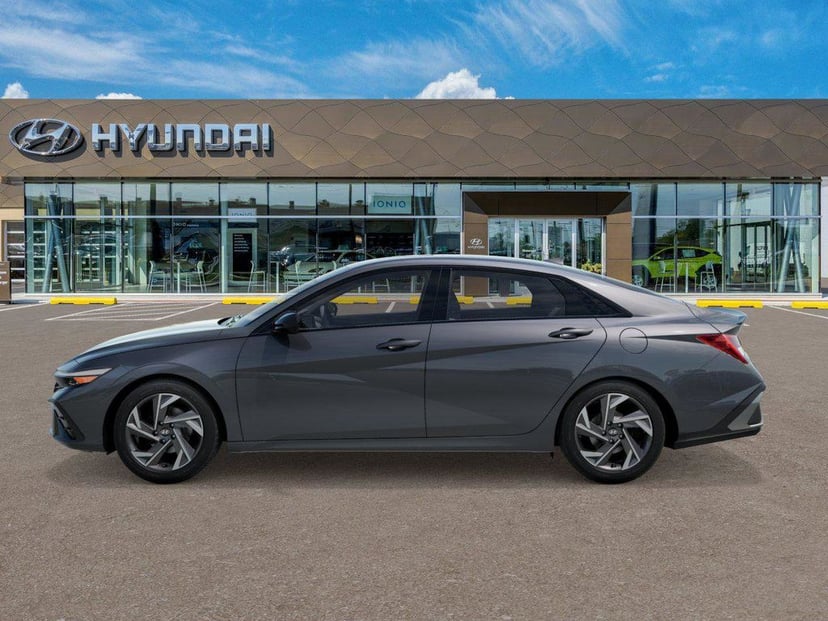 2026 Hyundai Elantra - Image 2