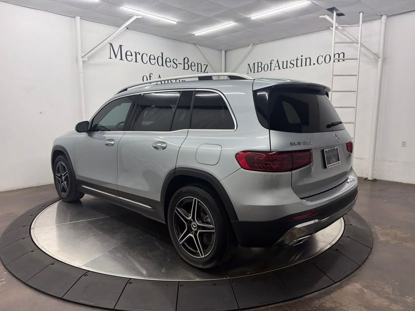 2026 Mercedes-Benz GLB - Image 2