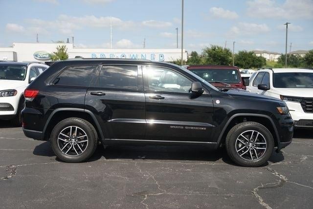 2018 Jeep Grand Cherokee - Image 2