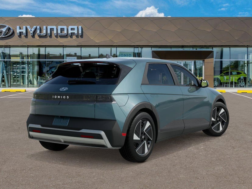 2026 Hyundai IONIQ 5 - Image 3