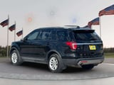 2017 Ford Explorer - Preview 5