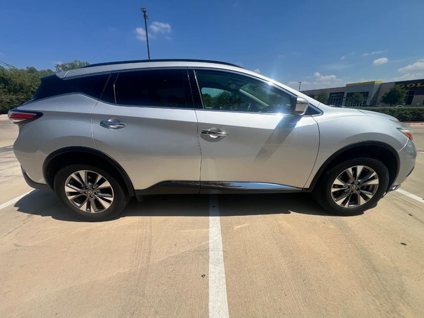 2017 Nissan Murano - Image 1