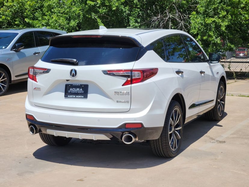 2026 Acura RDX - Image 3