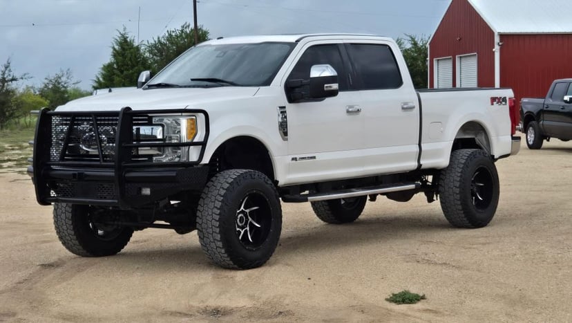 2022 Ford F-350 - Image 1