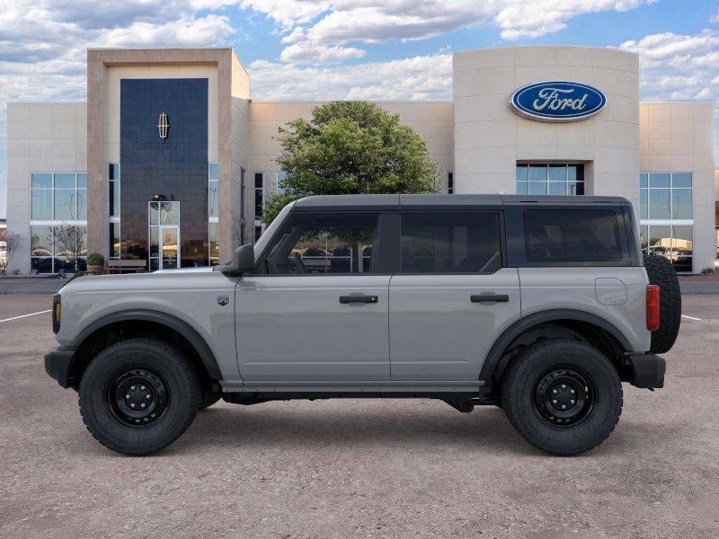 2026 Ford Bronco - Image 2