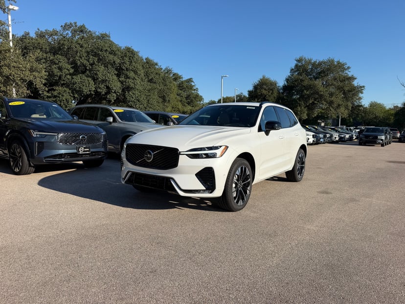 2027 Volvo XC60 - Image 1