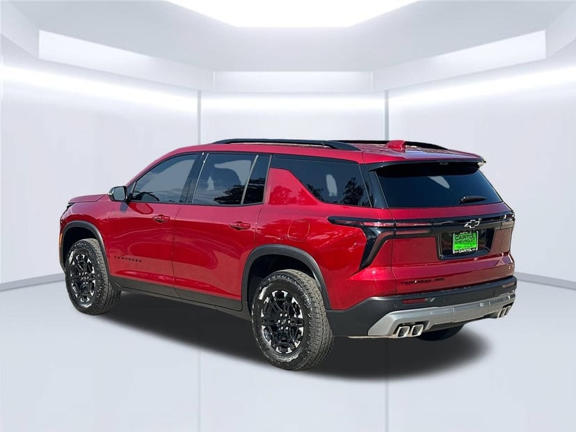 2027 Chevrolet Traverse - Image 1