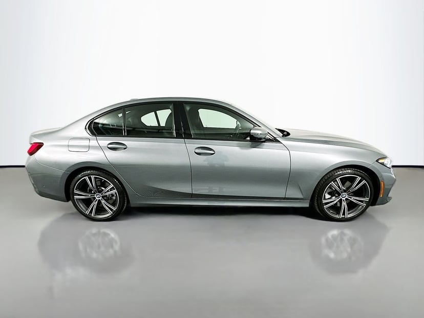 2023 BMW 3 Series - Image 1