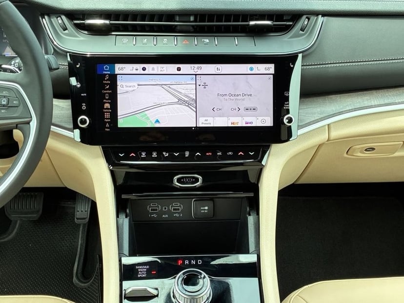 2026 Jeep Grand Cherokee L - Image 2