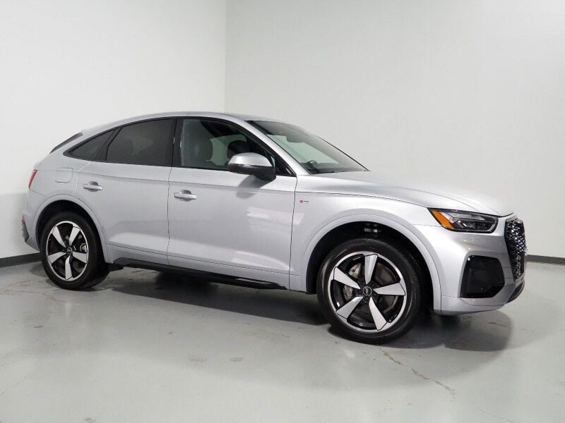 2023 Audi Q5 Sportback - Image 1