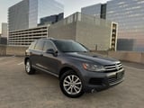 2013 Volkswagen Touareg - Preview 2